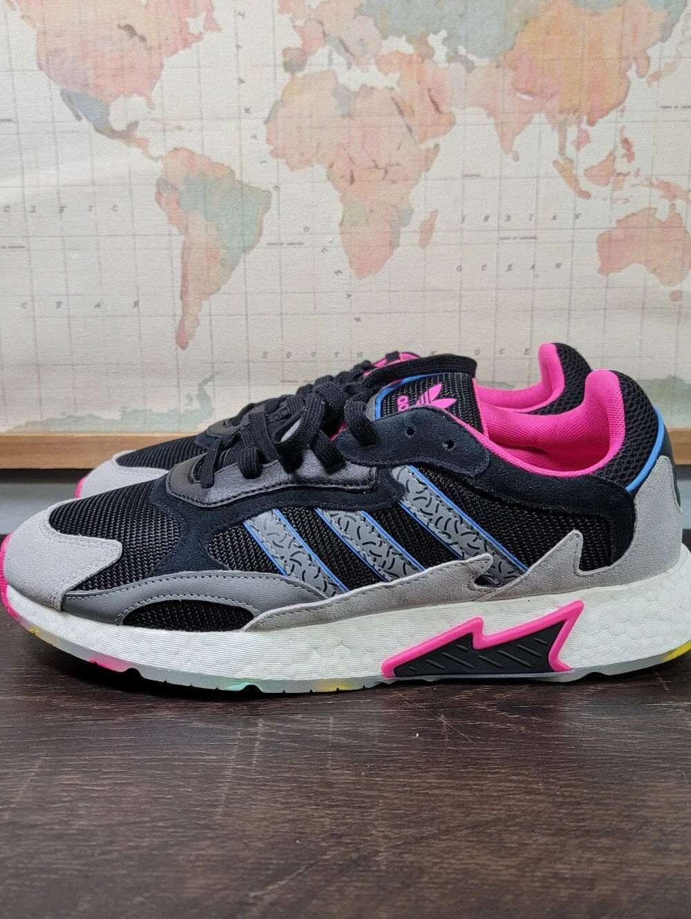 BRAND NEW Adidas Tresc Boost Run Black/ Pink Men's Size 11.0